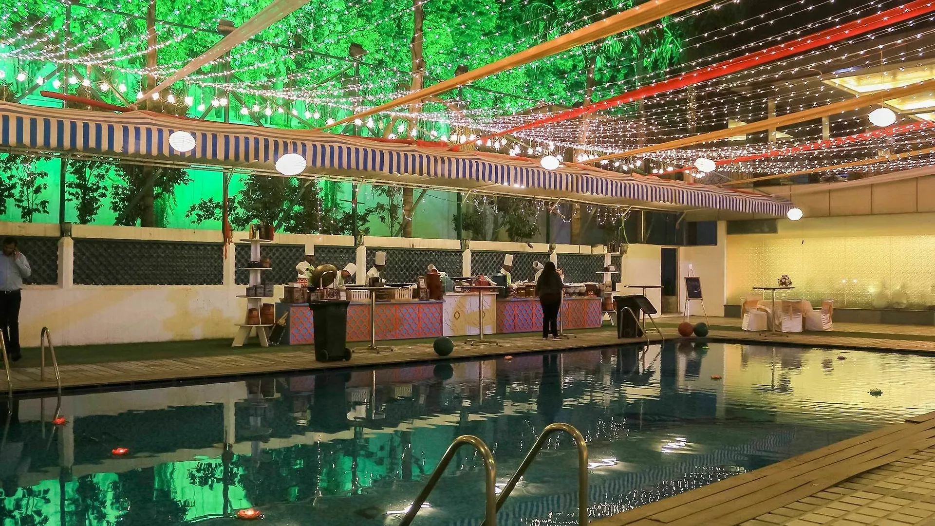 Dee Marks Airport Hotel & Resorts New Delhi