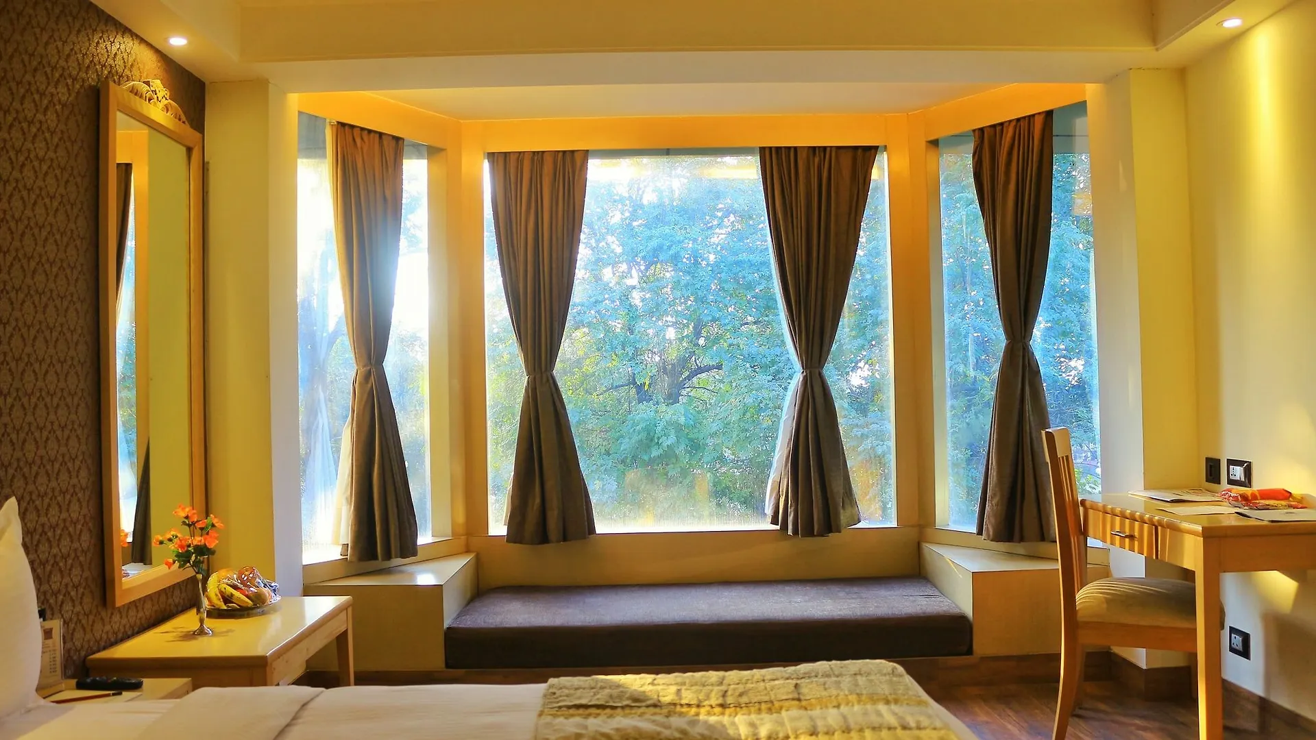 Dee Marks Airport Hotel & Resorts New Delhi
