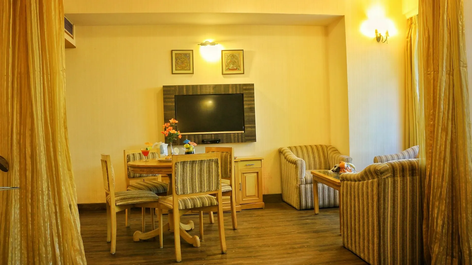 Dee Marks Airport Hotel & Resorts New Delhi
