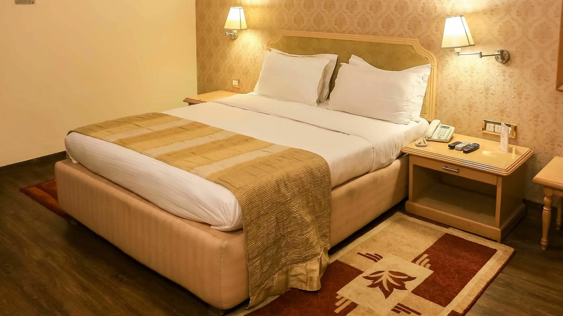 Dee Marks Airport Hotel & Resorts New Delhi